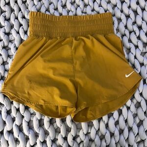 Adorable high rise Nike shorts